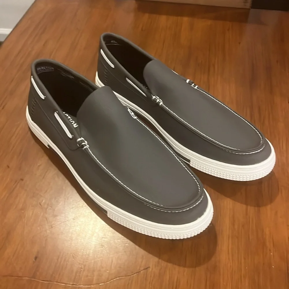 Kenneth Cole Reaction new box